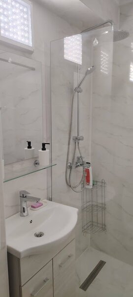 Drumul Taberei, Favorit,